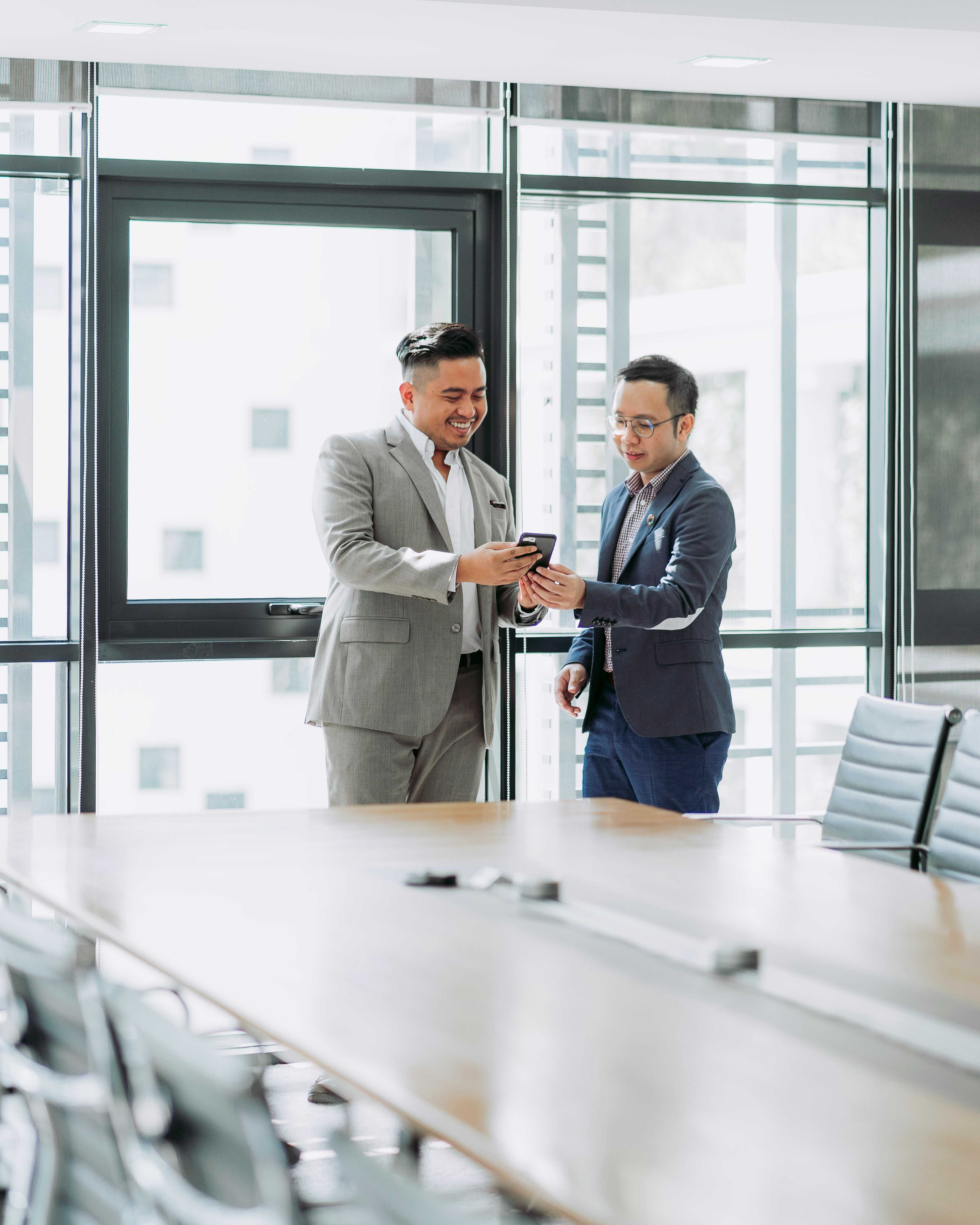 Image about the role of the commercial lawyer and his techniques to reduce your risks, prevent disputes and give you better predictability.